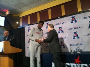 UConn's Daniel Hamilton accepts AAC Rookie of the Year award from AAC commissioner Mike Aresco (Ken Davis photo)